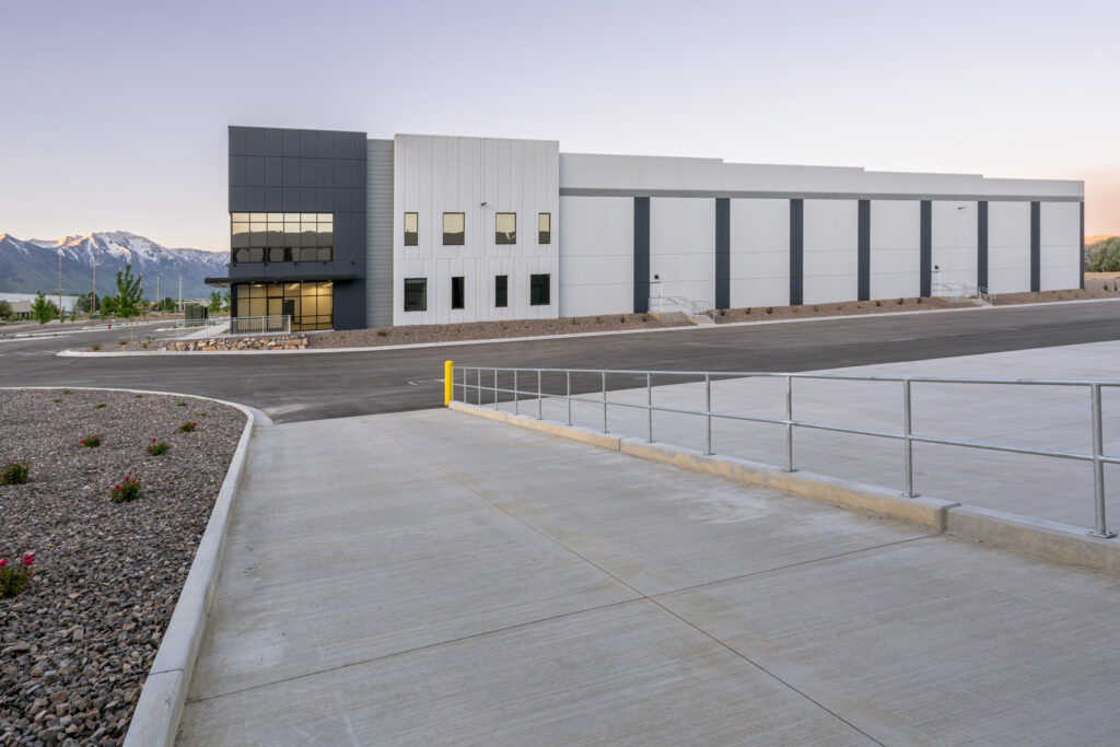 El Tenedor Logistics Center Buildings A & B