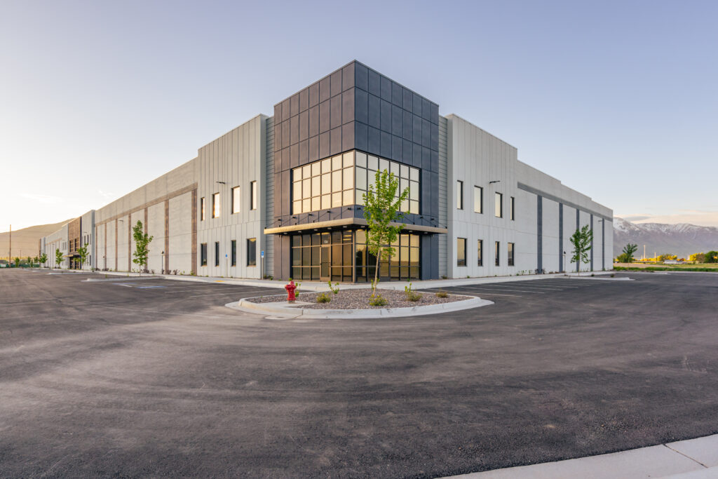 El Tenedor Logistics Center Buildings A & B