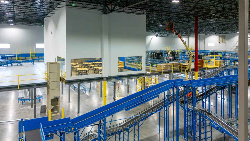 415WFactoryStGarland-403440